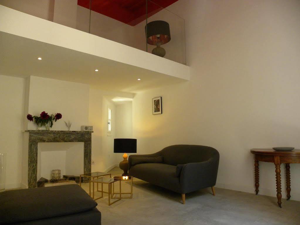 La Terrasse Du Marche Aux Fleurs Apartment Монпелие Екстериор снимка